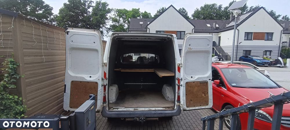 Ford Transit - 13