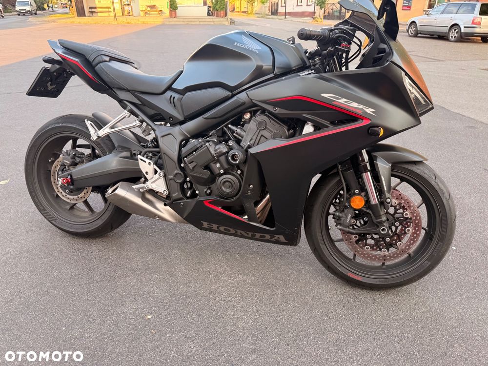 Honda CBR - 1