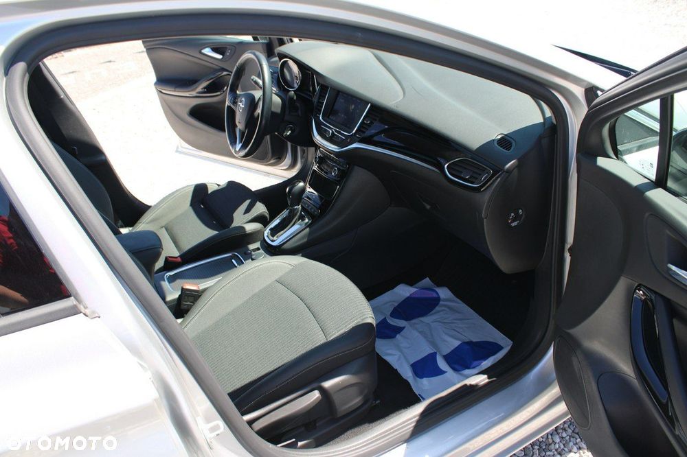 Opel Astra - 34