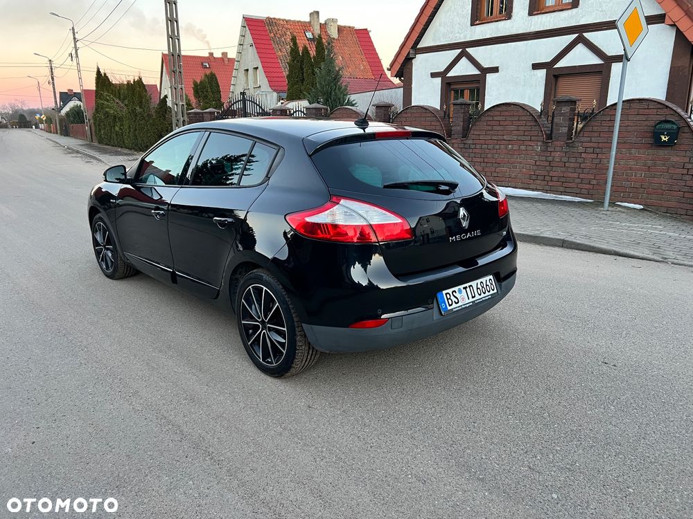 Renault Megane ENERGY TCe 115 Start & Stop Bose Edition - 13