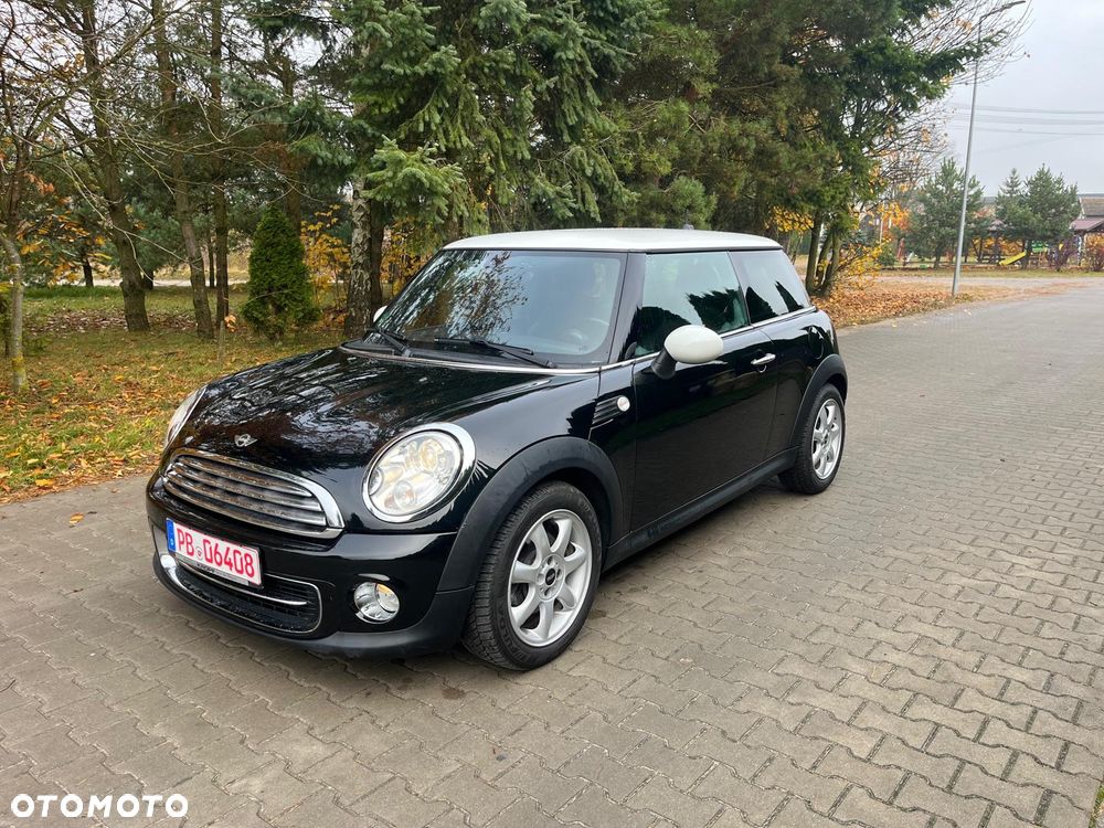 MINI Cooper Standard - 2