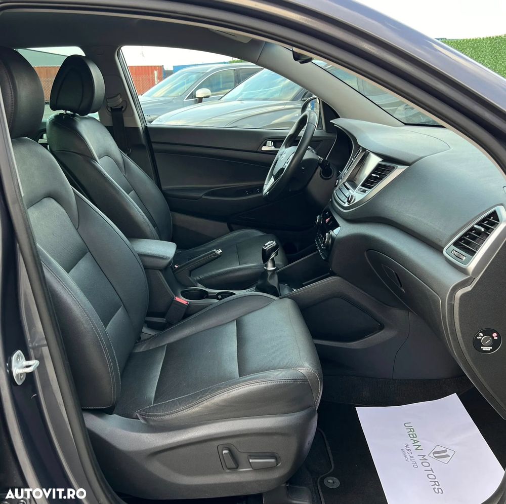 Hyundai Tucson blue 1.7 CRDi 2WD Style - 15