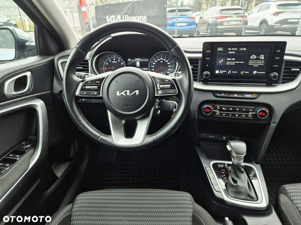 Kia Ceed 1.5 T-GDI M DCT - 29