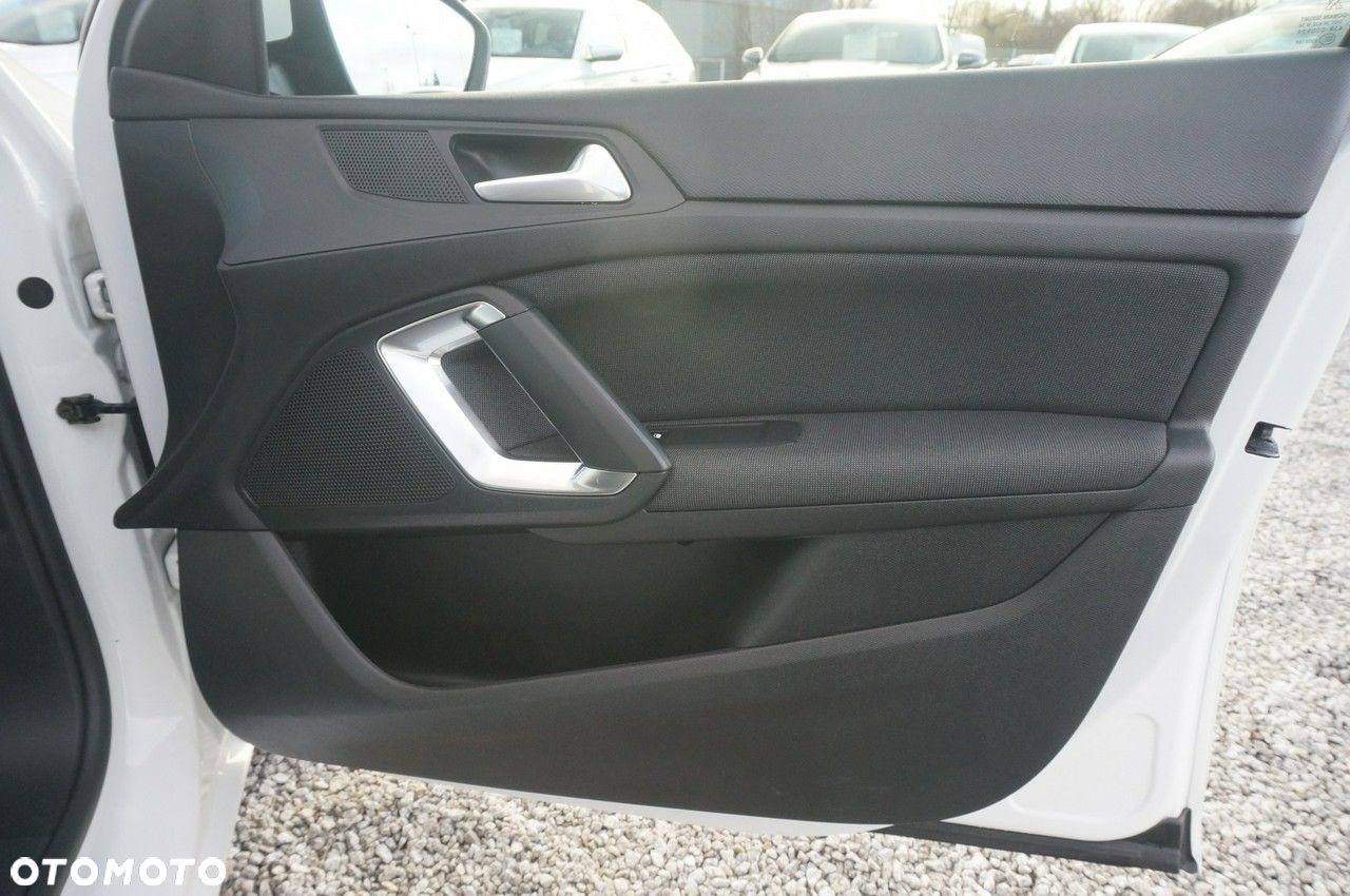 Peugeot 308 1.5 BlueHDi Allure Pack S&S EAT8 - 26