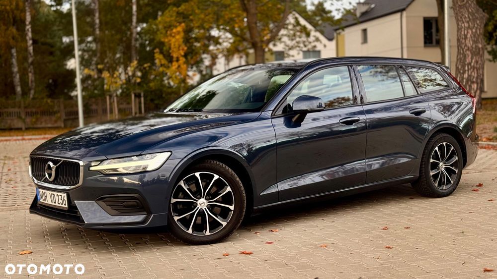 Volvo V60 B3 B DKG Momentum - 23