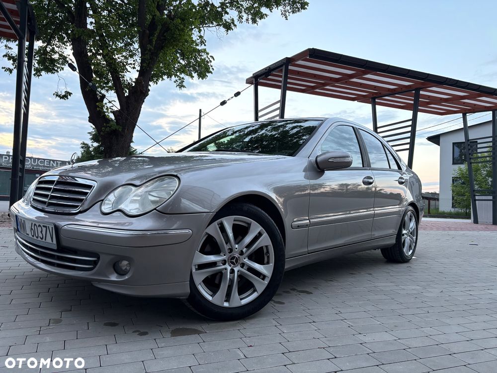 Mercedes-Benz Klasa C 200 CDI Avantgarde - 4