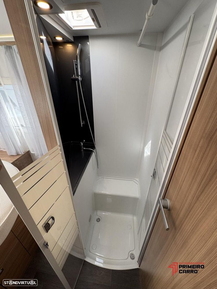 Adria Matrix 640 DC GT Edition c.central e basculante - 6