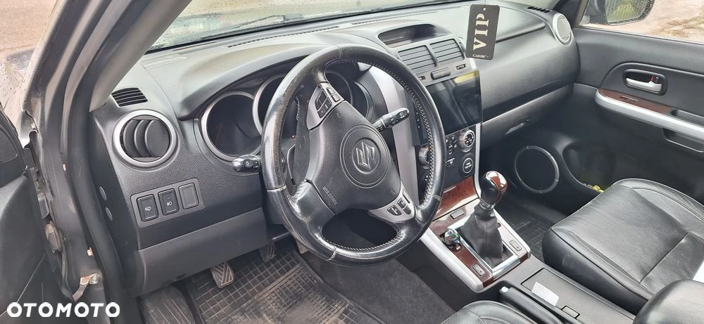 Suzuki Grand Vitara 1.9 DDiS - 2
