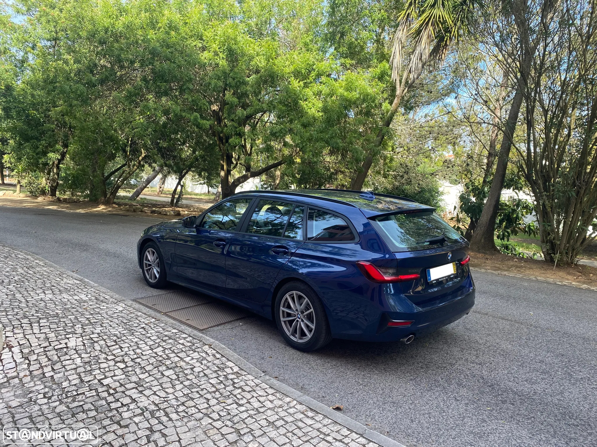 BMW 318 d Touring Advantage Auto - 3