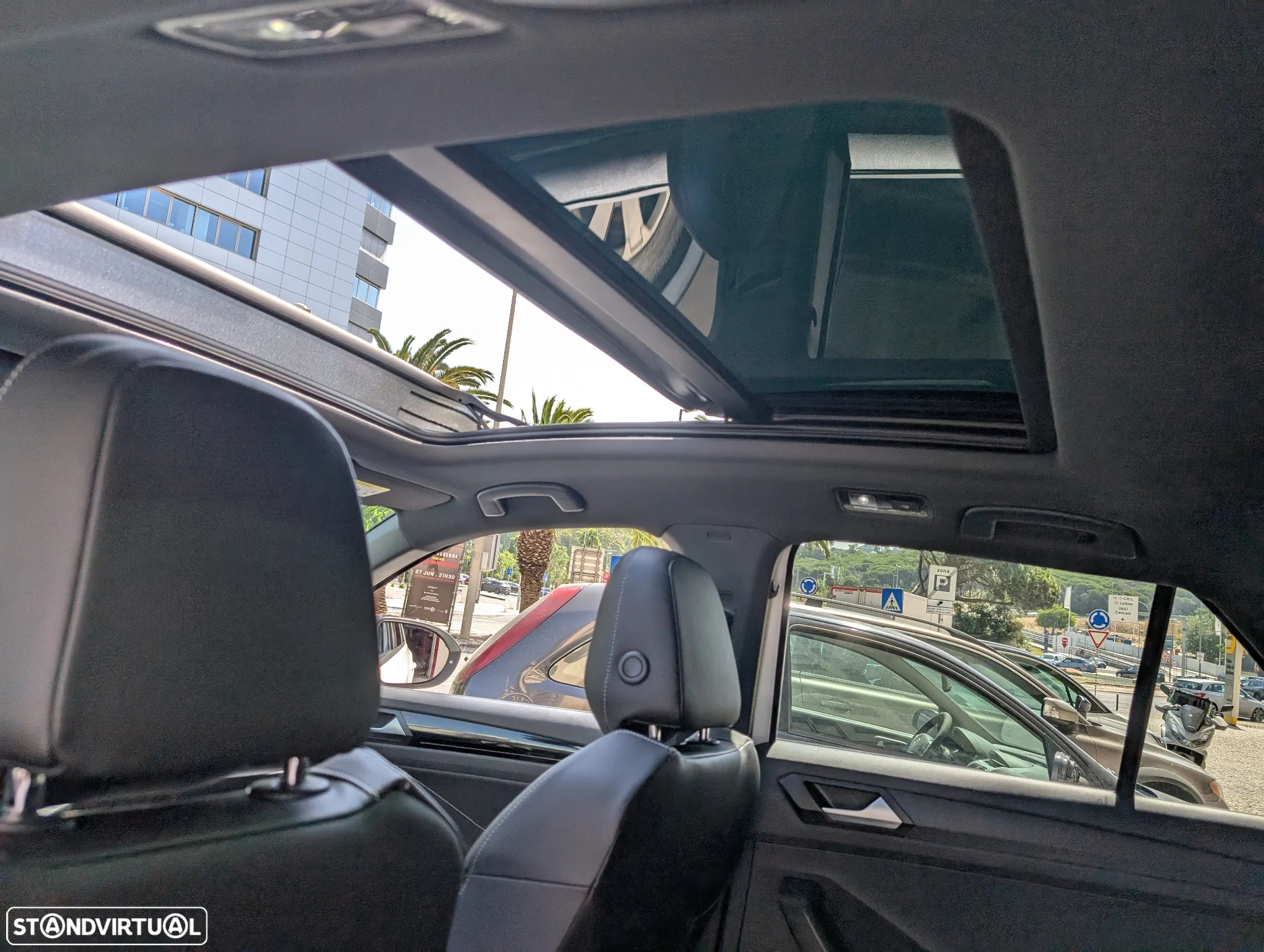 VW T-Roc 1.5 TSI R-Line DSG - 13