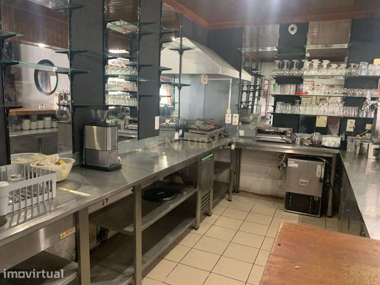 Mini Hotel à Venda na Zona do Gerês como 18 quartos , Restaurante, Caf - Grande imagem: 3/30