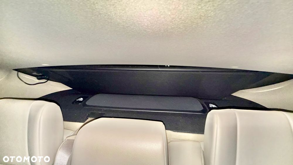 Toyota Camry 2.5 Hybrid Executive CVT - 22