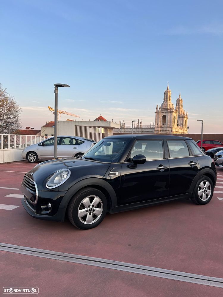 MINI 5 Portas Cooper D - 12