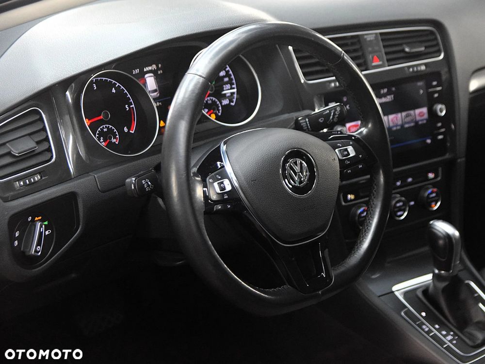 Volkswagen Golf 1.6 TDI (BlueMotion Technology) DSG Trendline - 18