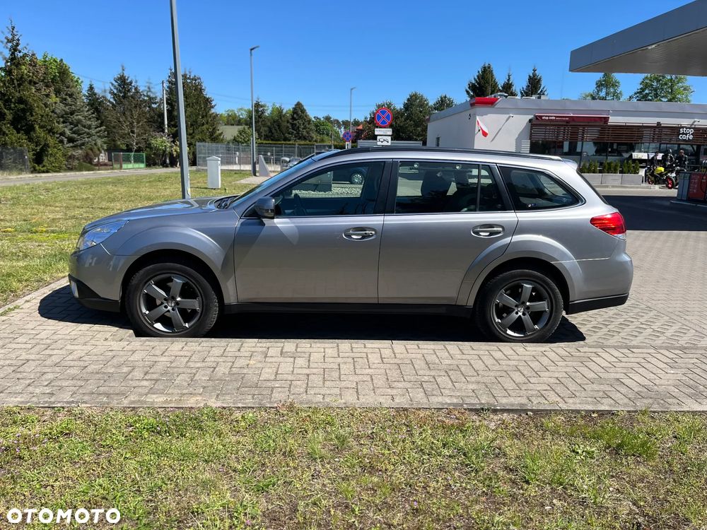 Subaru Outback 2.5i Comfort Navi AT - 4
