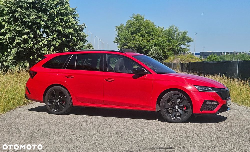 Skoda Octavia 2.0 TSI RS DSG - 9