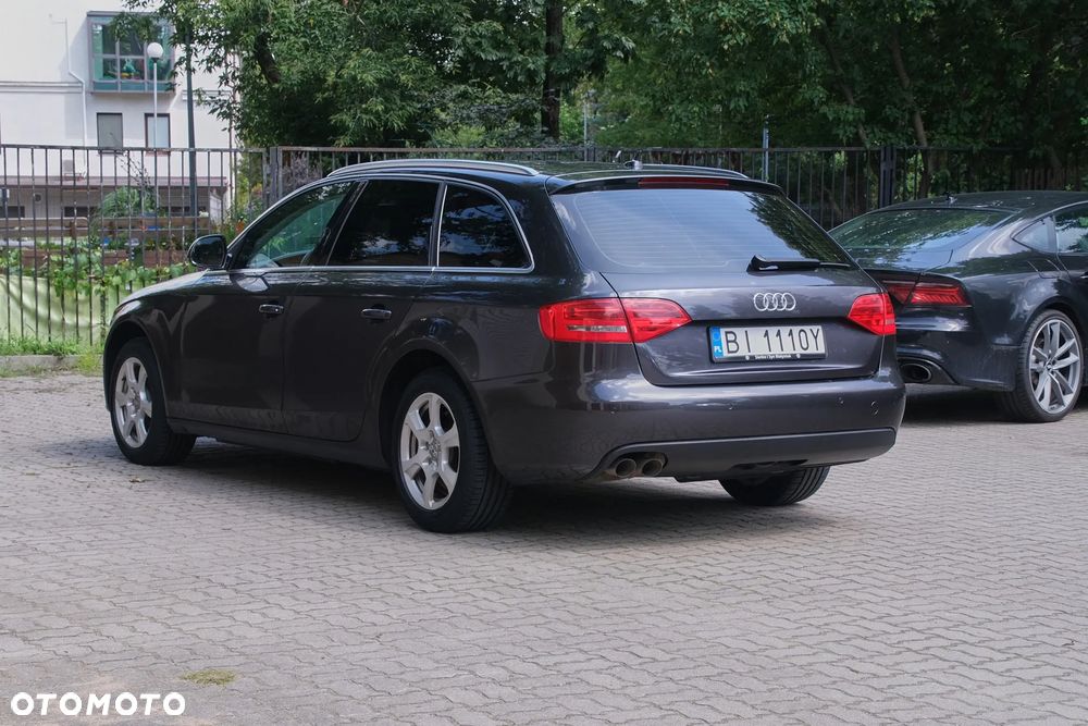 Audi A4 Avant - 6