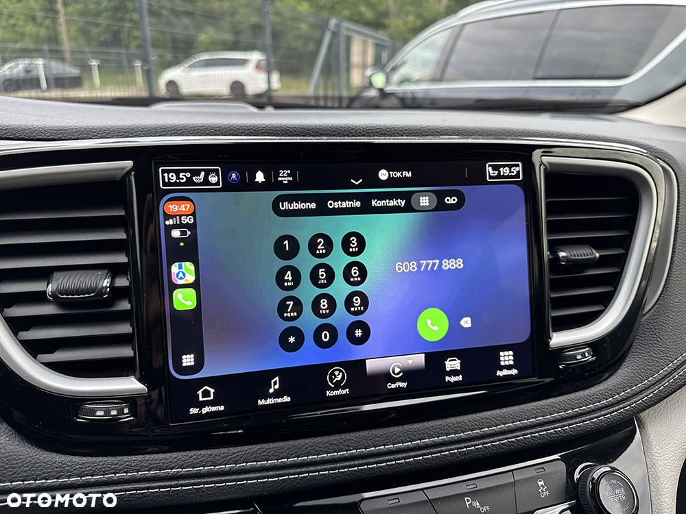 Chrysler Pacifica - 25