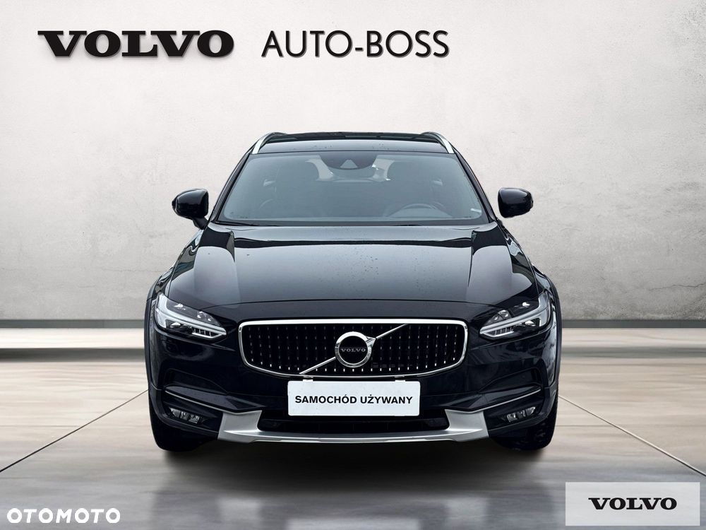 Volvo V90 Cross Country - 8