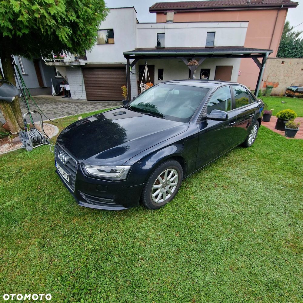 Audi A4 Limousine 2.0 TDI DPF Ambiente - 1
