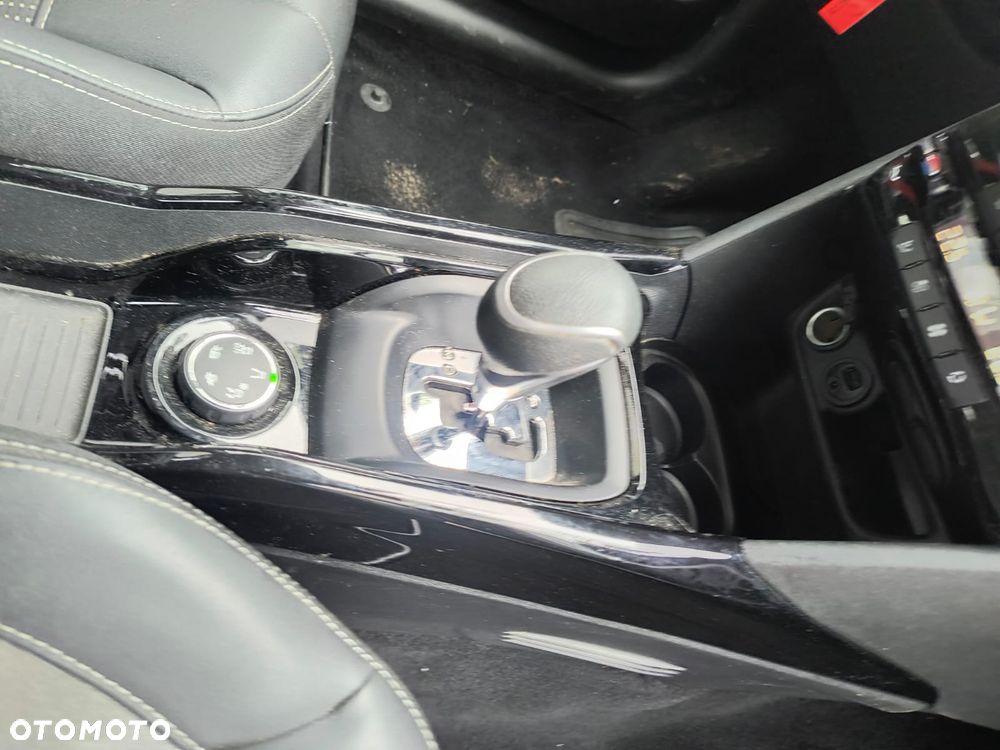Peugeot 2008 1.2 Pure Tech Crossway S&S EAT6 - 10