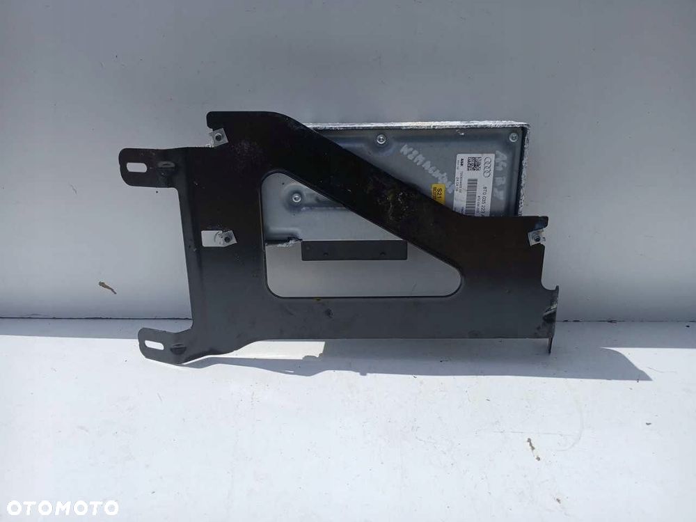 WZMACNIACZ ANTENOWY AUDIO RADIA AUDI A4 B8 A5 8T0035223AB - 2
