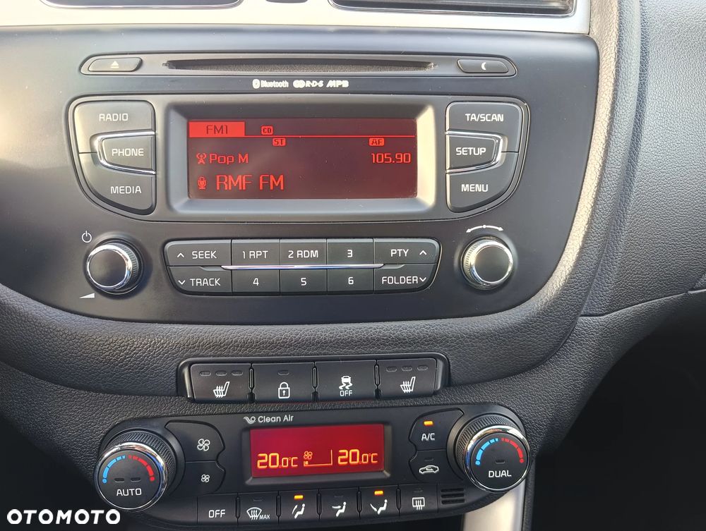 Kia Ceed 1.6 GDI Dream Team Edition - 19