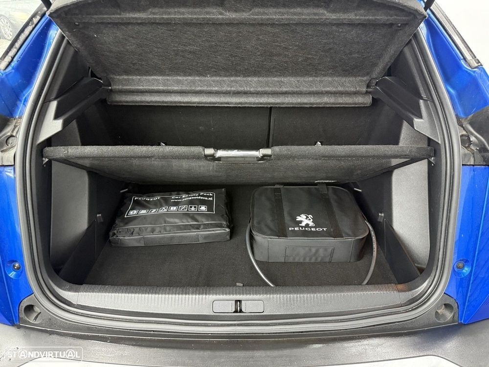 Peugeot e-2008 50 kWh GT - 39