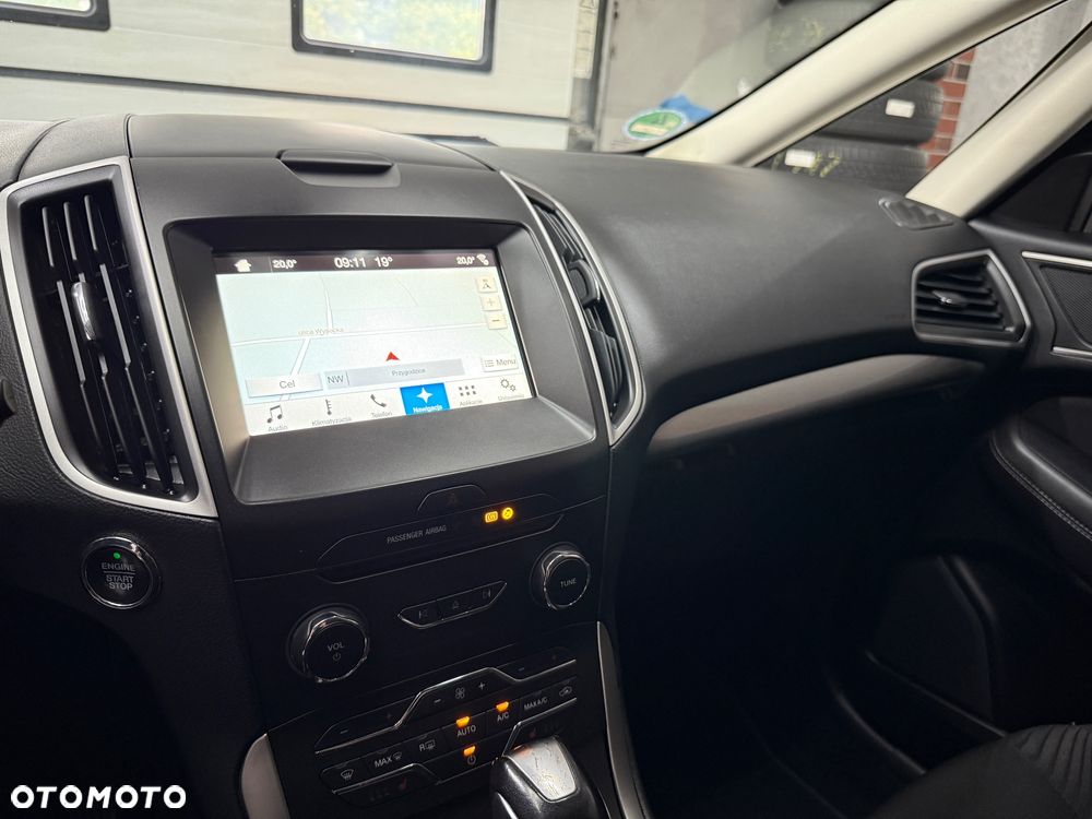 Ford S-Max 15-19 - 23