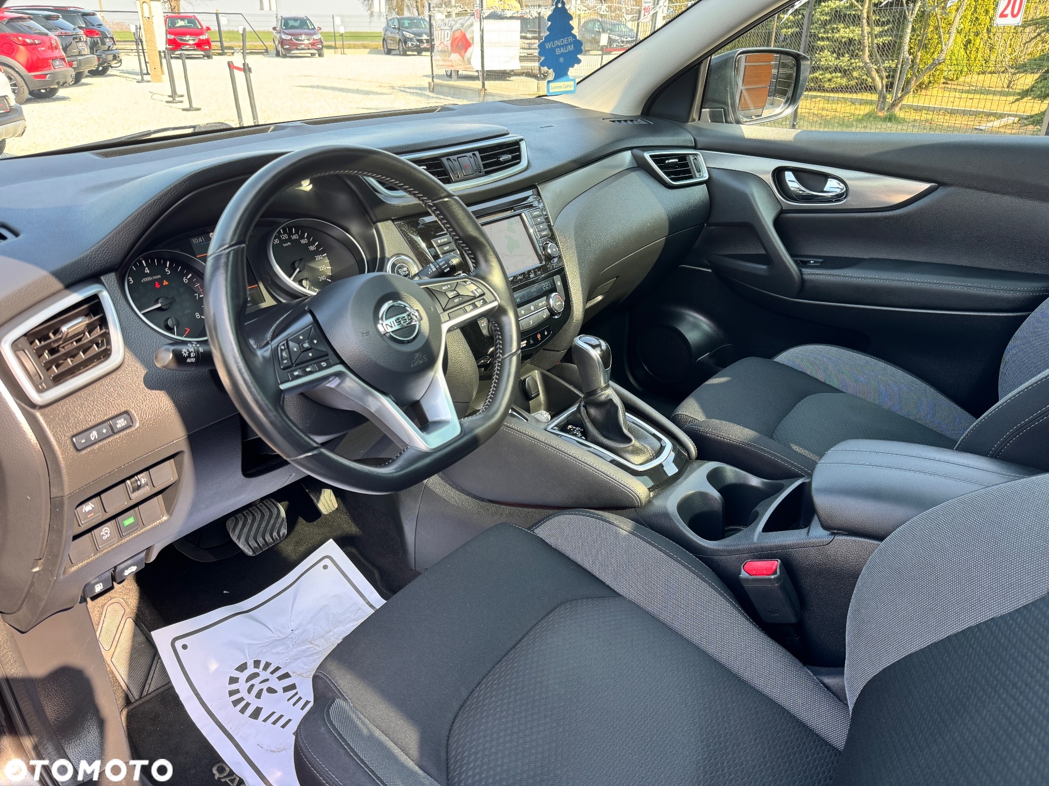 Nissan Qashqai 1.3 DIG-T DCT N-CONNECTA - 5