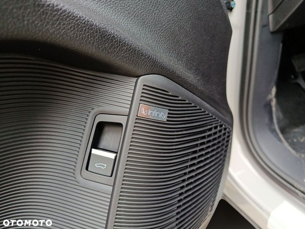 BYD Seal U - 23