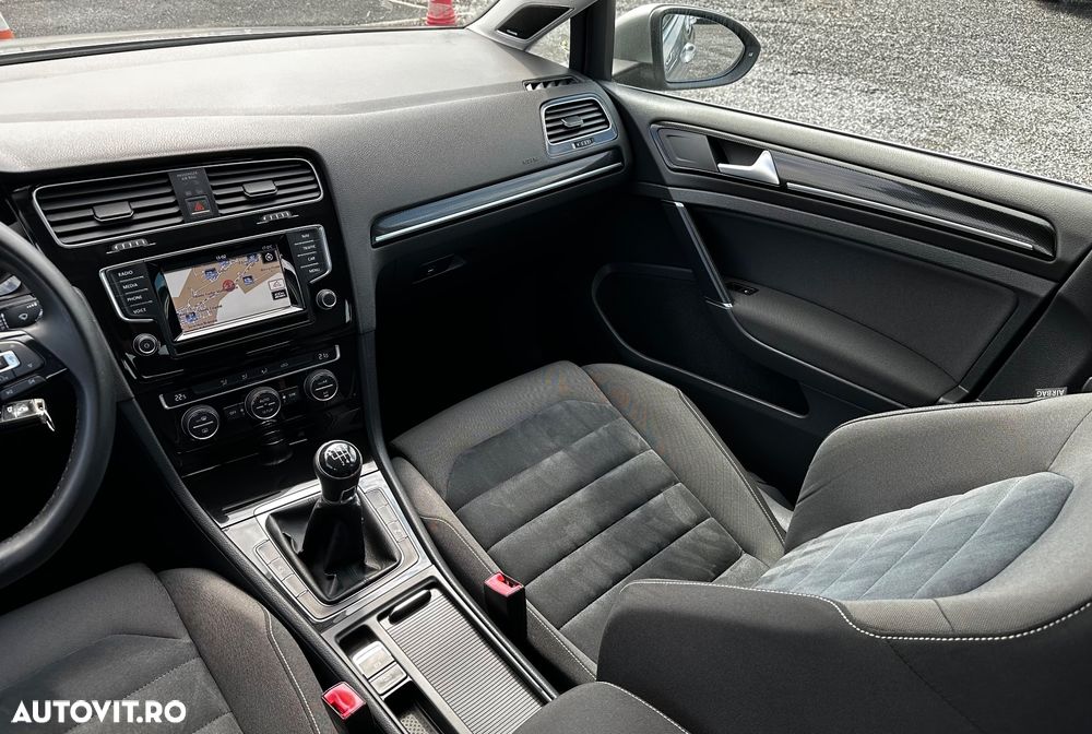 Volkswagen Golf 2.0 TDI (BlueMotion Technology) Highline - 20