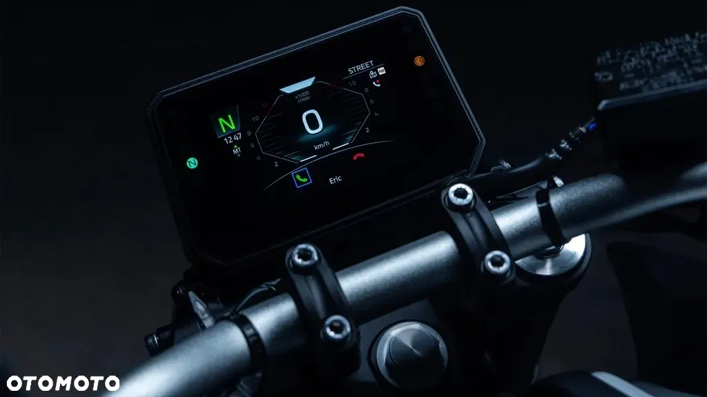Yamaha MT - 8