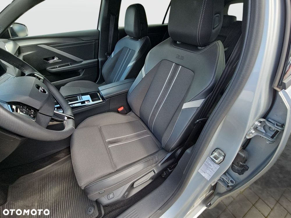 Opel Astra - 16