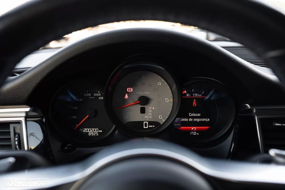 Porsche Macan S - 34