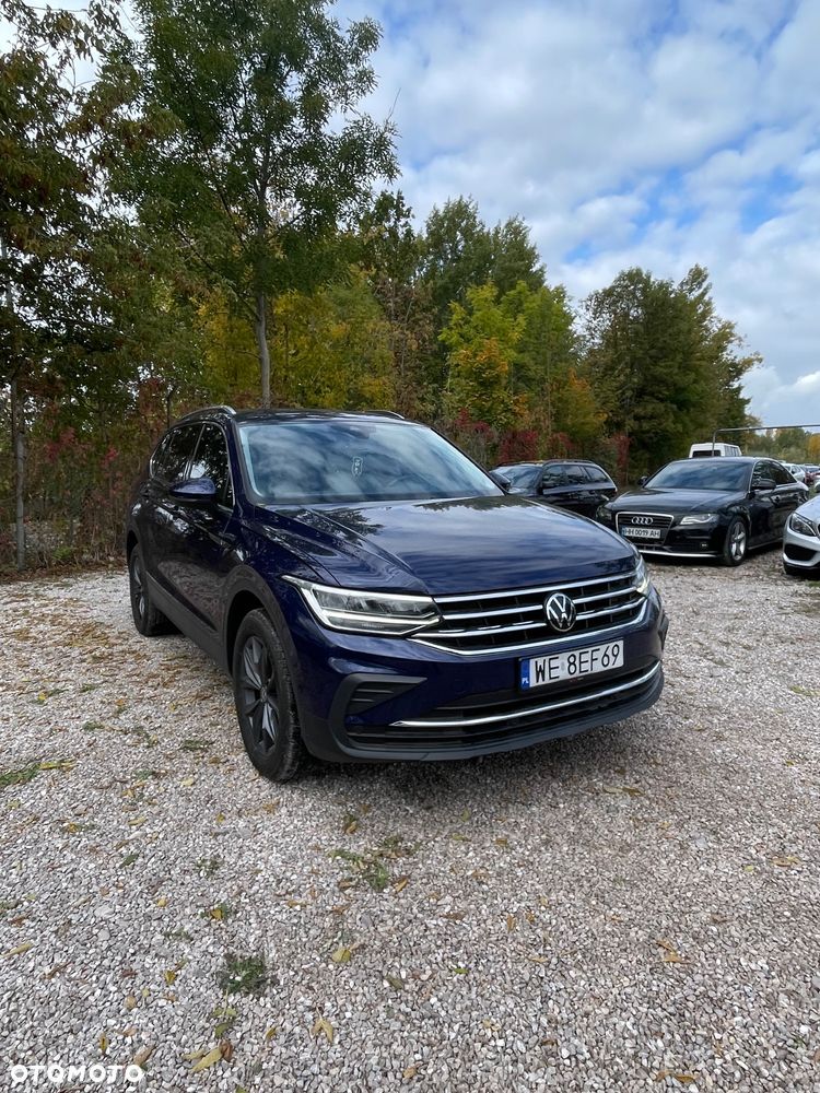 Volkswagen Tiguan - 2