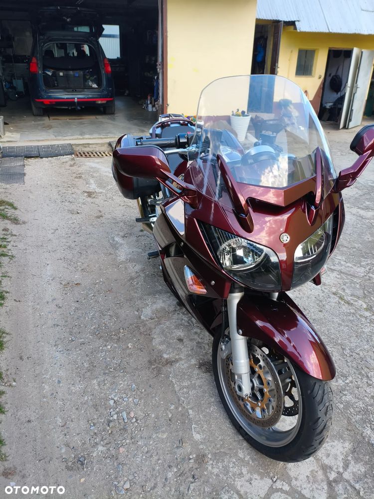 Yamaha FJR - 10