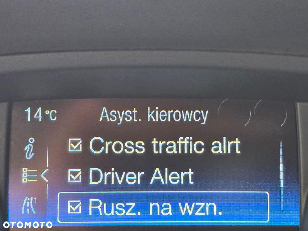 Ford Focus 1.0 EcoBoost Titanium - 36