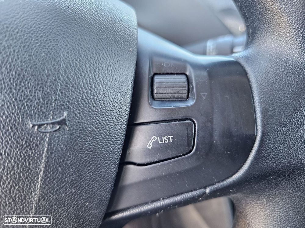 Peugeot 208 1.4 HDi Active - 37
