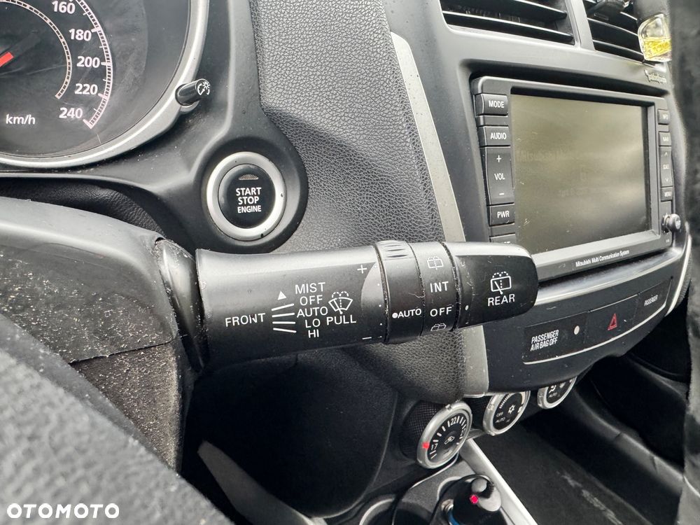 Mitsubishi ASX 1.8 DID Inform - 19