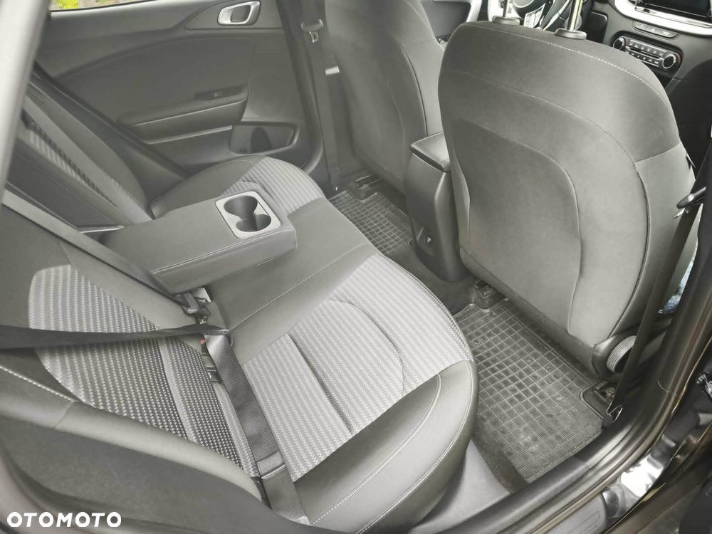 Kia XCeed 1.5 T-GDI M - 6