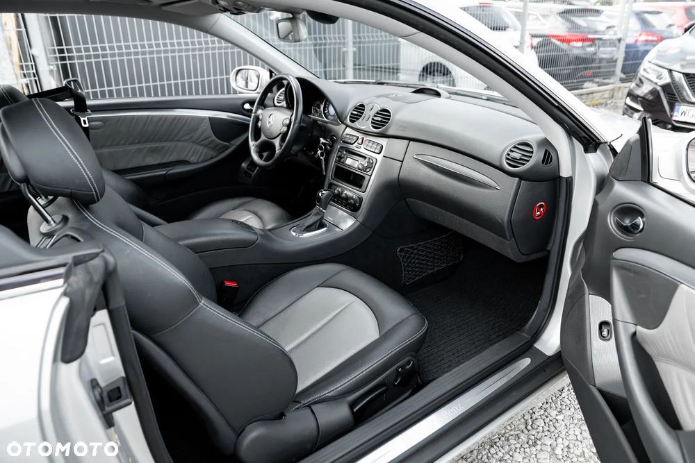 Mercedes-Benz CLK 320 Avantgarde - 37