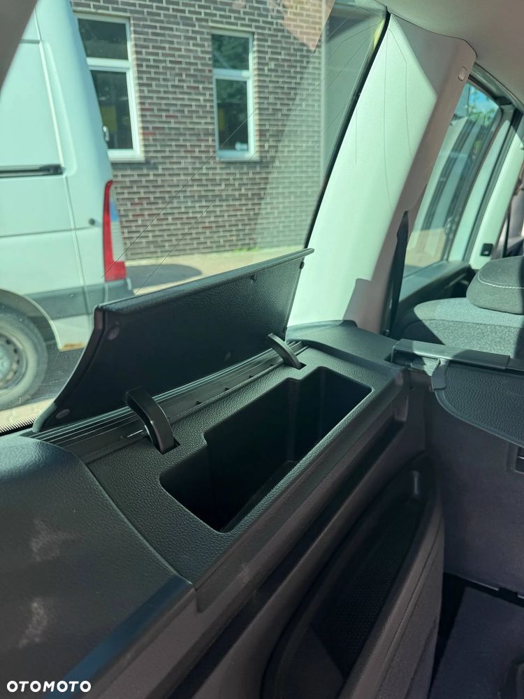 Volkswagen Sharan 2.0 TDI DSG BlueMotion Technology Comfortline - 15