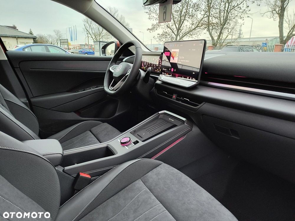 Volkswagen T-Roc 1.5 eTSI Style DSG - 9