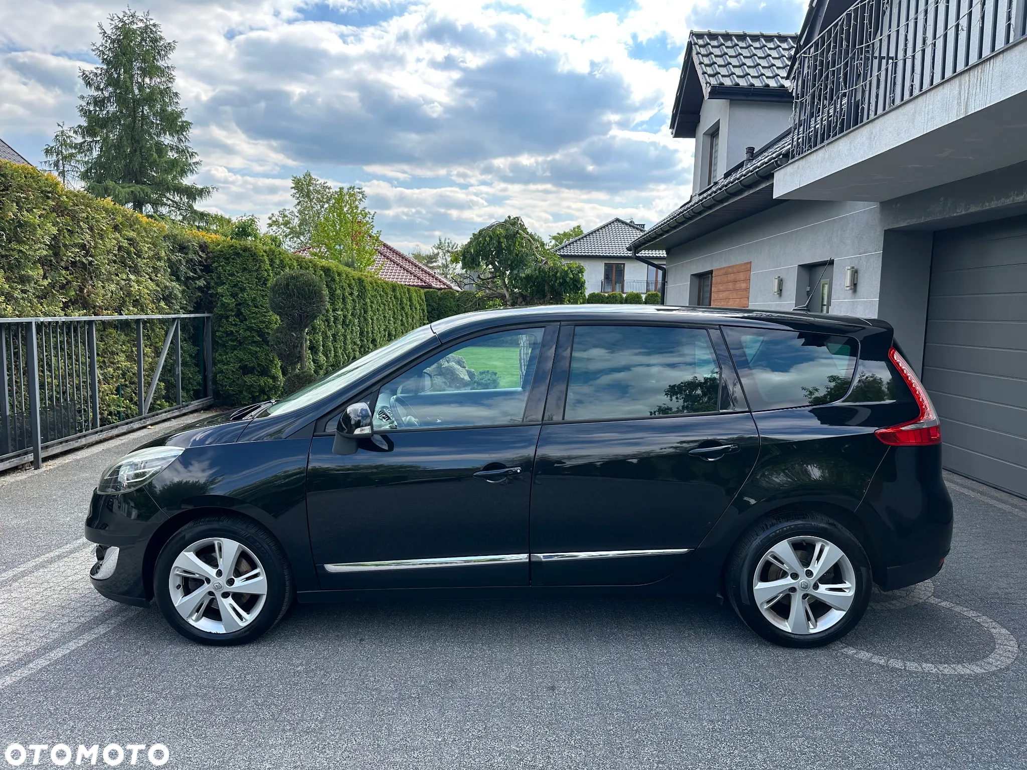 Renault Grand Scenic - 6