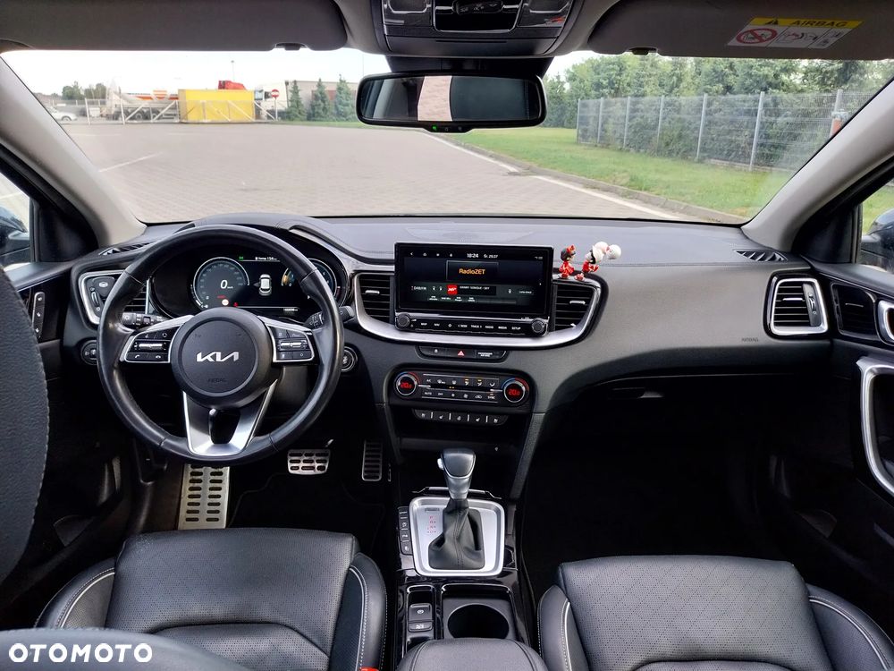 Kia XCeed 1.6 T-GDI OPF DCT7 PLATINUM - 17