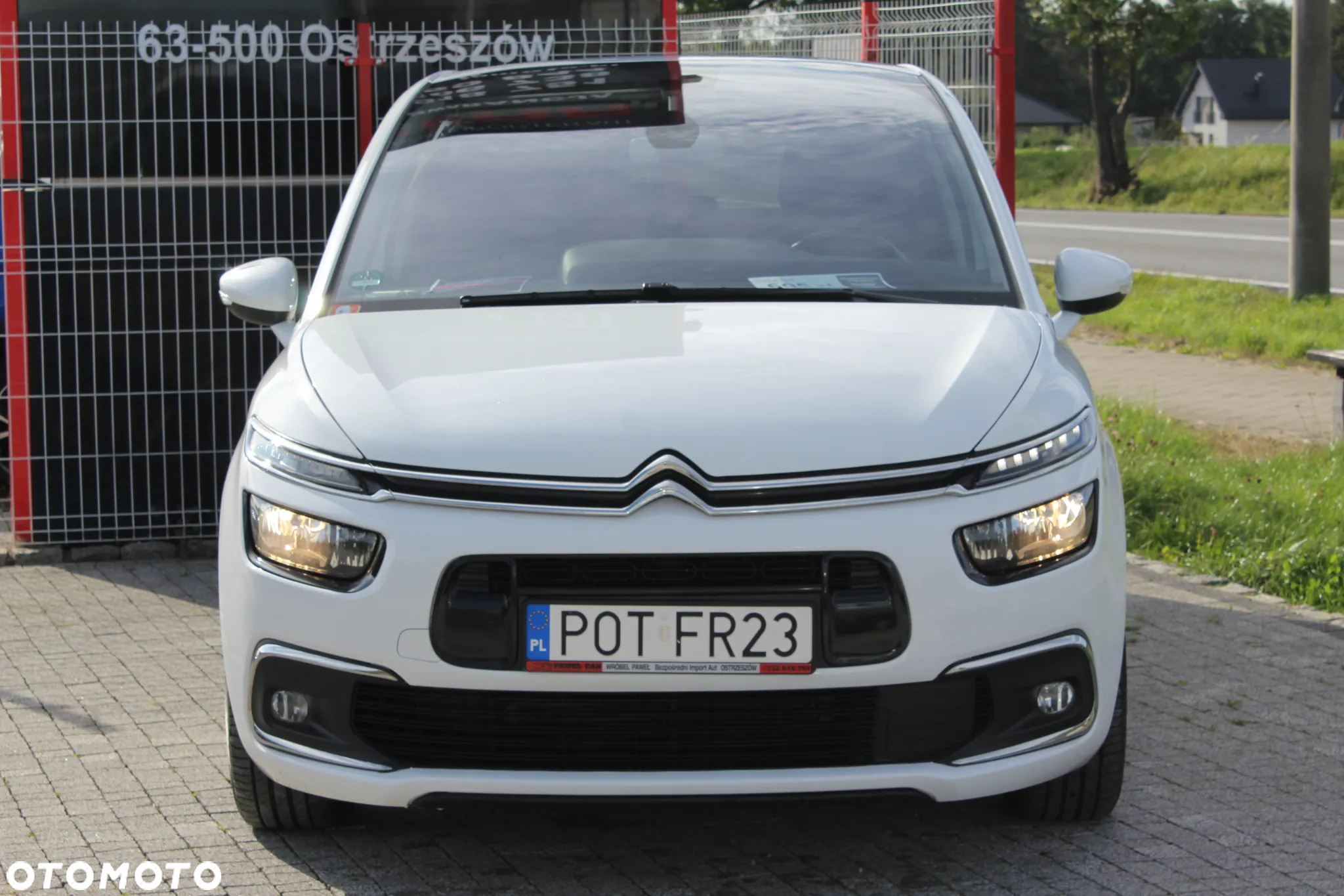 Citroën C4 Picasso 1.6 BlueHDi Shine S&S - 2
