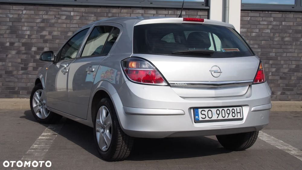 Opel Astra 1.6 Enjoy - 6