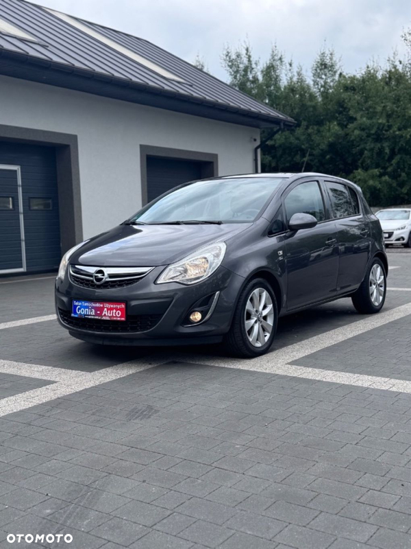 Opel Corsa 1.4 16V Color Edition