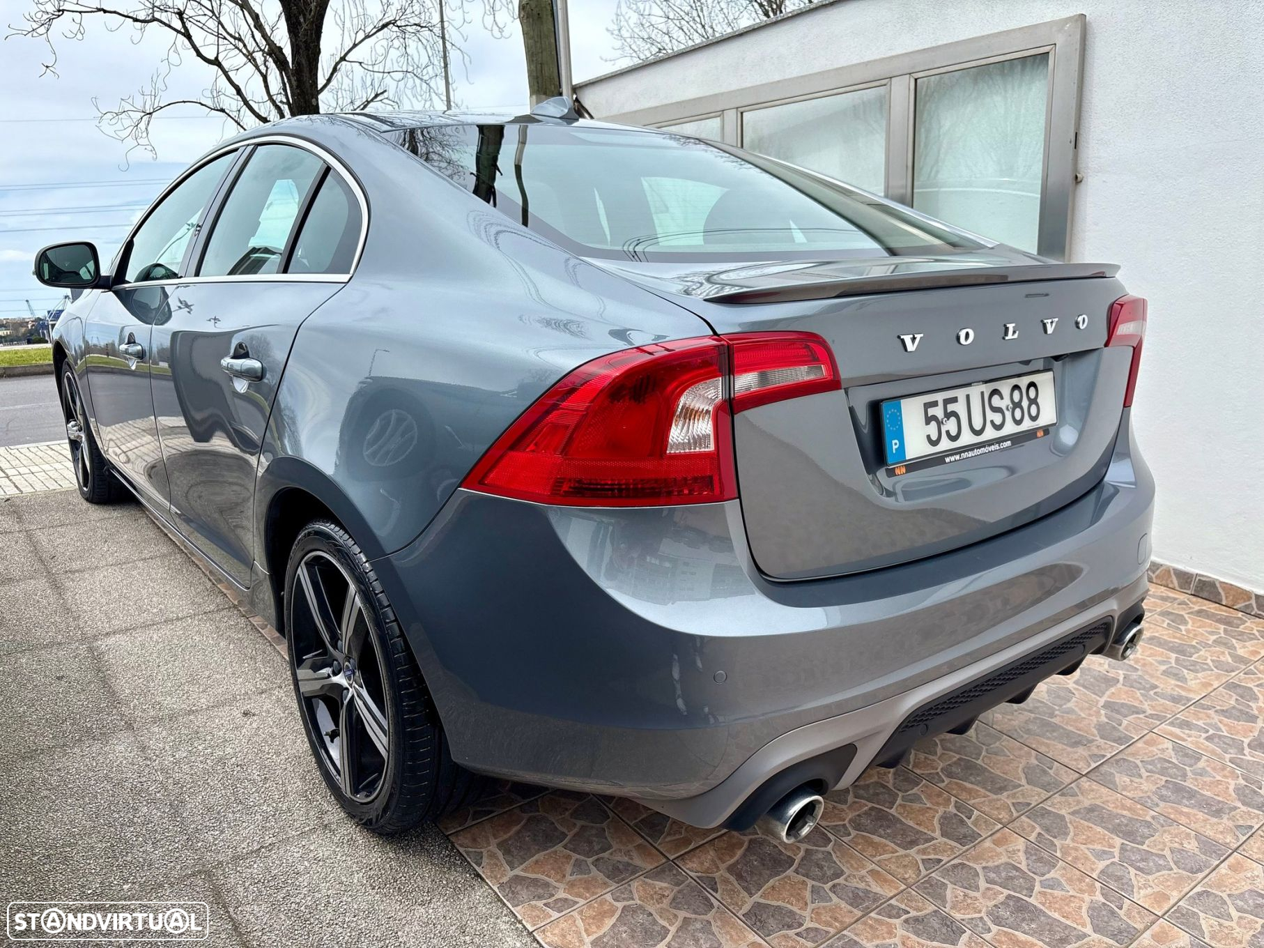 Volvo S60 2.0 D2 R-Design Momentum - 2